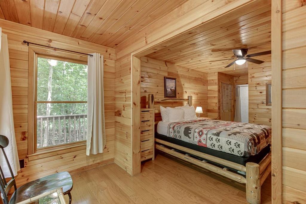 Cabin With Jacuzzi & Hydrotherapy Spanear Helen Cleveland Zewnętrze zdjęcie